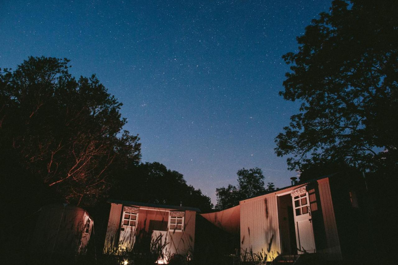Snowdonia Shepherds' Huts คอนวี ภายนอก รูปภาพ